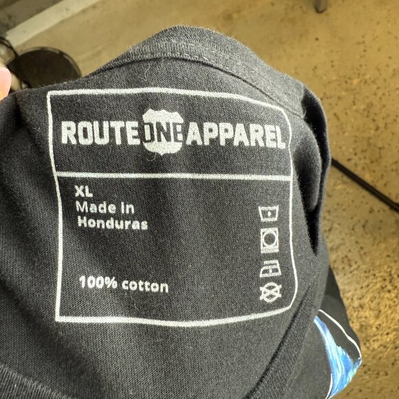 Route One White Marlin Graphic Tee – XL - Picture 4 of 4